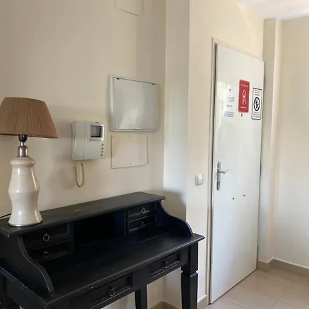 Apartment Apartamentos Carlton Vyb