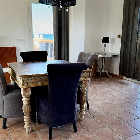 Apartamentos Carlton Vyb