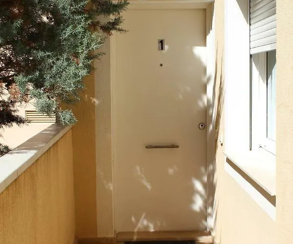 Appartement Carlton Vyb *